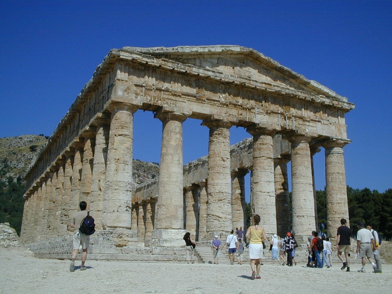 https://www.driverinsicily.com/public/img/fotoalbum/Segesta.JPG
